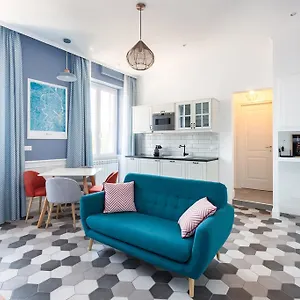 Lata Luxury Penthouse Apartment