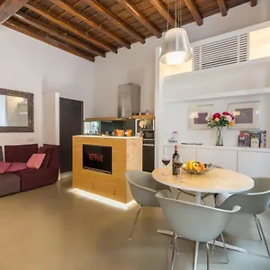 Silver Spanish's Steps Apartamento