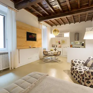 Gold Spanish's Steps Apartamento