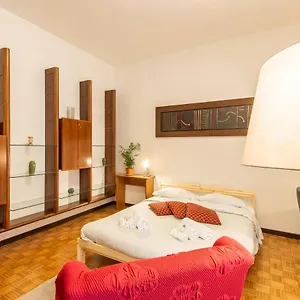 matteo-guest-house-2.italymilanhotels.net/